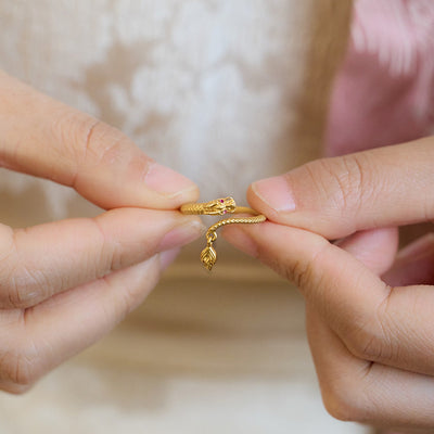 Dragon-shaped open ring