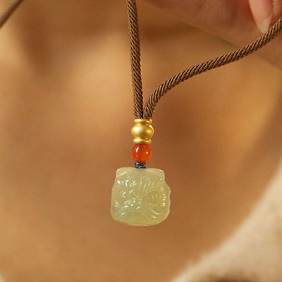 Lucky Lion Natural Emerald Jade Stone Necklace