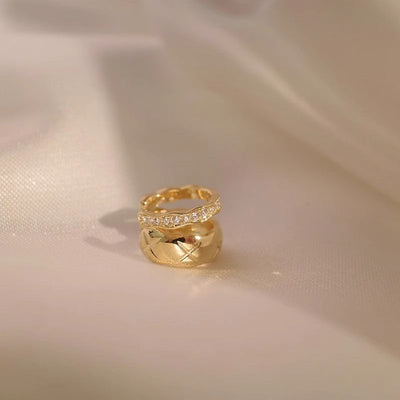 Double ring natural stone ear cuff