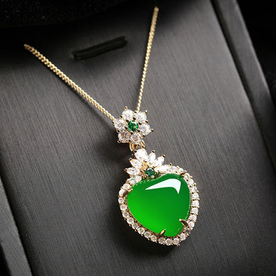 Diamond Natural Emerald Jade Stone Heart Necklace