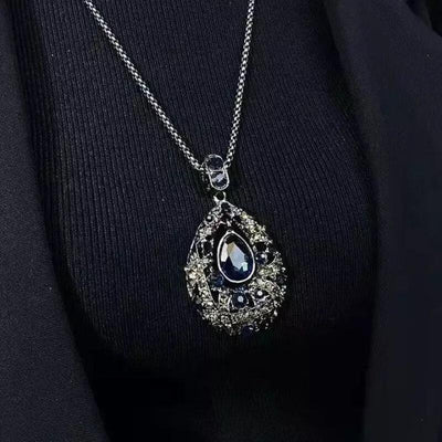 Drop-shaped natural crystal blue zircon necklace
