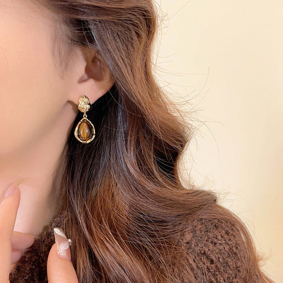 Pleated water drop natural tiger eye stone earrings