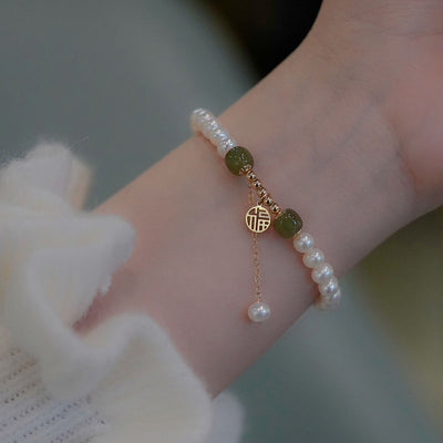 'Lucky Girl' ? Pearl Crystal Bracelet