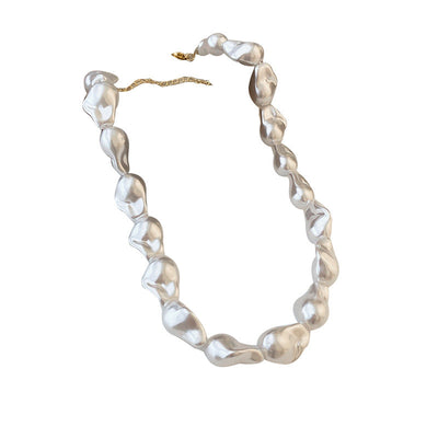 Irregular natural freshwater pearl necklace