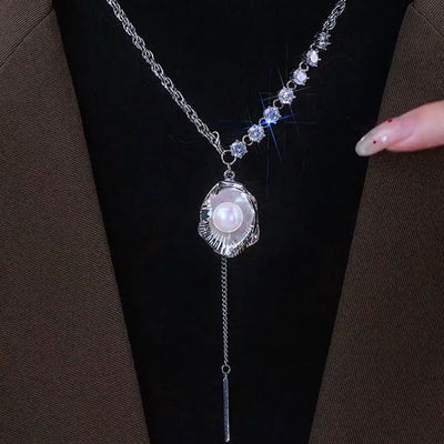 Silver shell natural freshwater pearl necklace