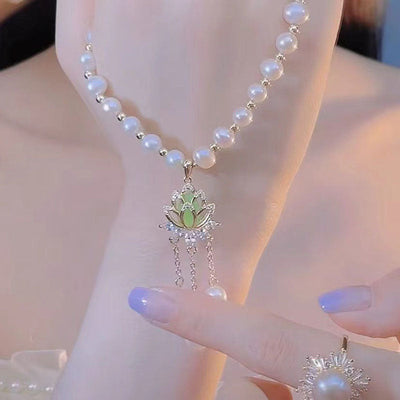 Lotus Natural Freshwater Pearl Necklace