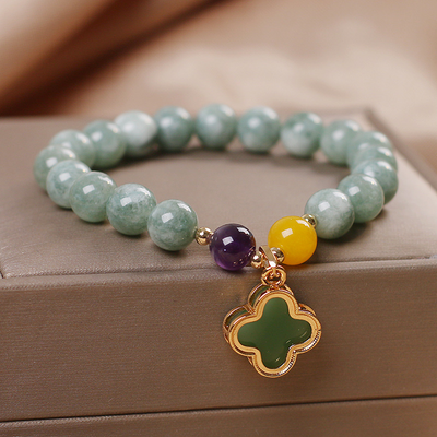 Four Leaf Clover ? Agate Bracelet