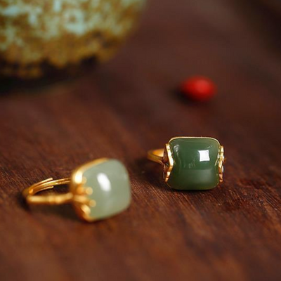 Bamboo section ? Agate jade ring