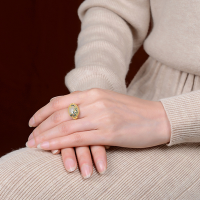 Flower Vine ? Agate Ring