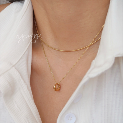 Donuts ? Clavicle Necklace