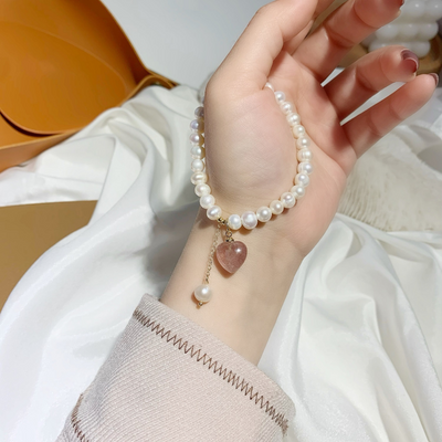 Love ? Strawberry Crystal Pearl Bracelet