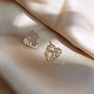 Crystal Heart Earrings Deegnt