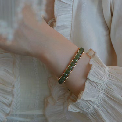 Lucky Butterfly • Emerald Jade stone bracelet