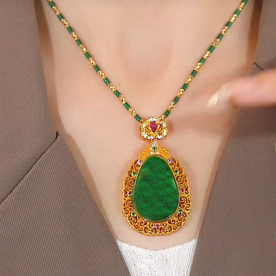 Lace drop Natural Emerald Jade Stone necklace