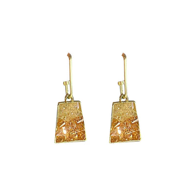 Two tone natural crystal earrings