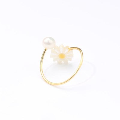 Daisy Natural Freshwater Pearl Shell Engraved Ring