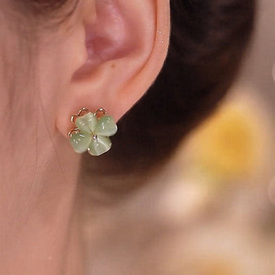 Four-leaf flower natural cat's eye earrings