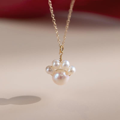 Kitten Claw Natural Pearl Necklace