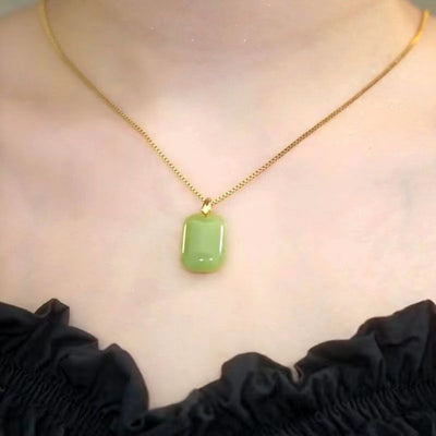 Simple Natural Emerald Jade Stone Necklace