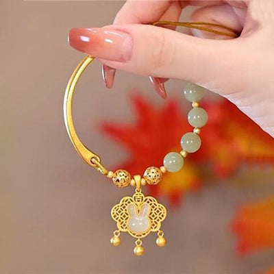 Lucky Bunny Lock Natural Emerald Jade Stone Bracelet