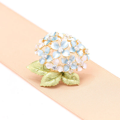 Simple hydrangea brooch