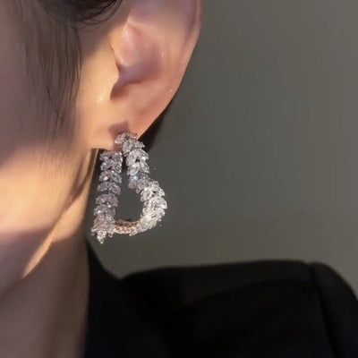 Earrings with full diamonds