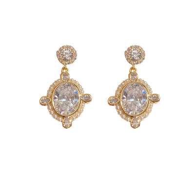 Elegant oval natural crystal earrings