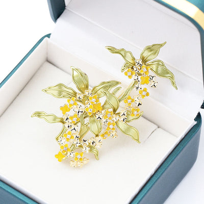 Osmanthus tree brooch
