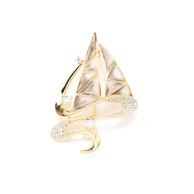 Two-tone sailing brooch