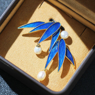 Bamboo Leaf Pearl Brooch