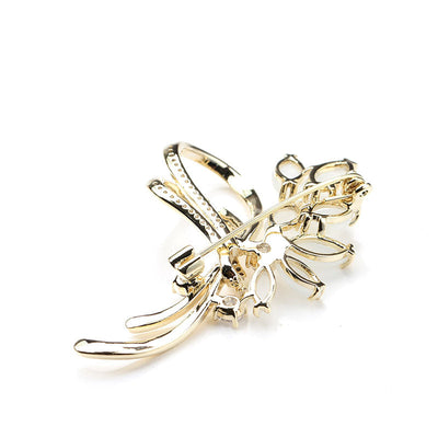 Natural cat's eye bouquet brooch