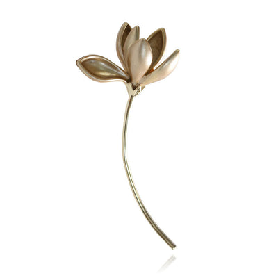 Lotus elegant plant brooch