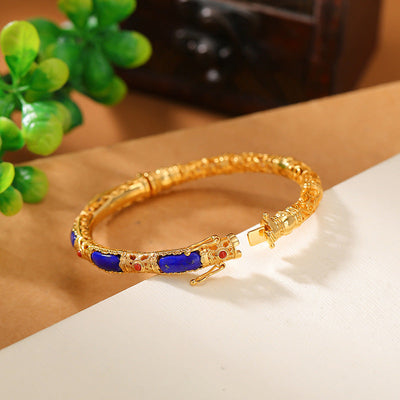 Curled Grass Pattern Hollow Vintage Bracelet