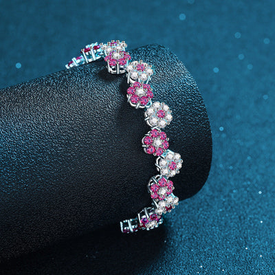 Fashionable six-petal flower natural diamond bracelet