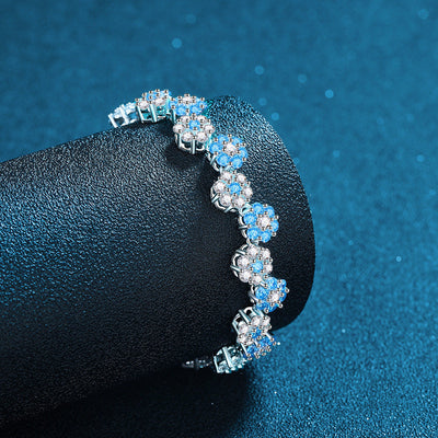 Fashionable six-petal flower natural diamond bracelet