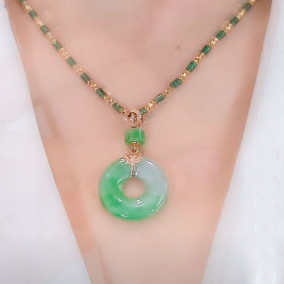 Light Color Floating Flower Natural Emerald Jade Stone Necklace