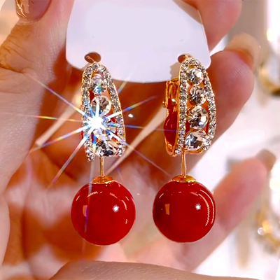 Diamond-studded natural agate earrings