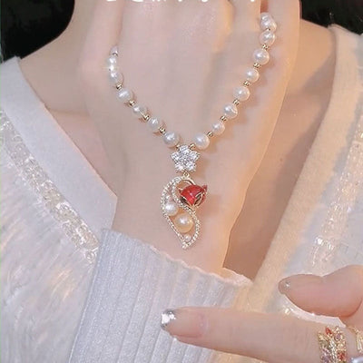 Red Fox Natural Freshwater Pearl Necklace