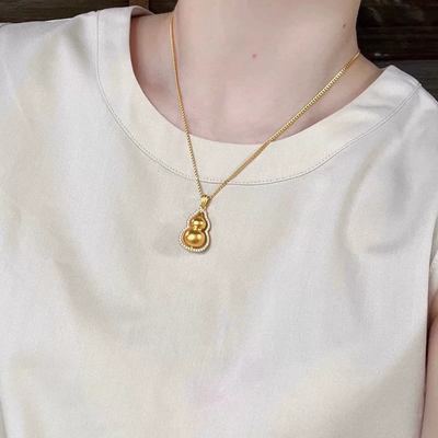 Vajra diamond pendant necklace