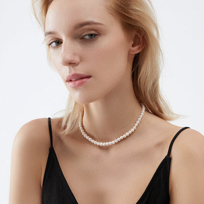 Temperament ? Freshwater pearl Necklace