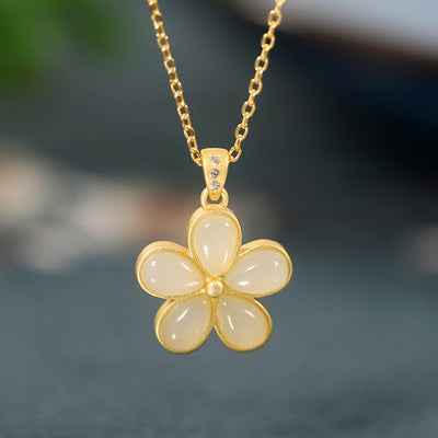 Five Leaf Flower ? Jadeite Jade Necklace