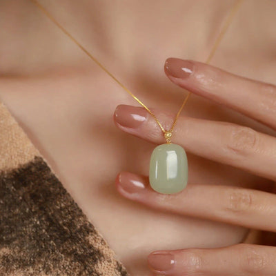 Make wish • Emerald jade stone necklace