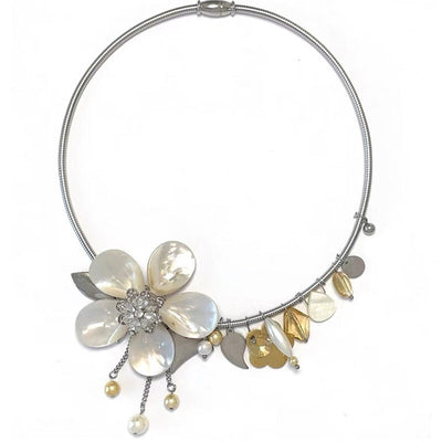 Flower Pearl Necklace
