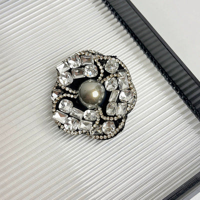 Flower Pearl Brooch