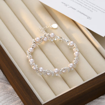Gentle Light and Shadow β’ Pearl Bracelet