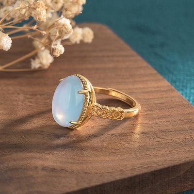 Sky blue egg-shaped natural agate chalcedony ring