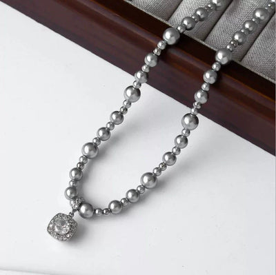 Small sugar cube pearl necklace