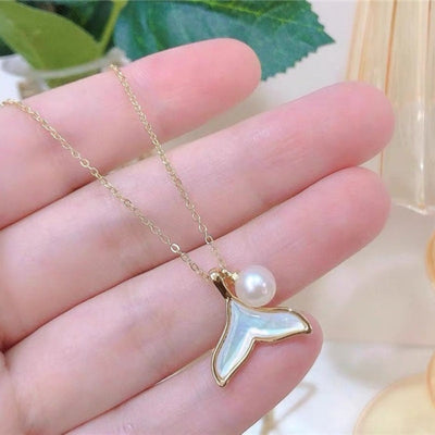 18K Gold Fishtail Pearl Necklace