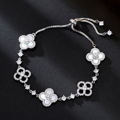 Four-leaf flower cluster • natural shell bracelet