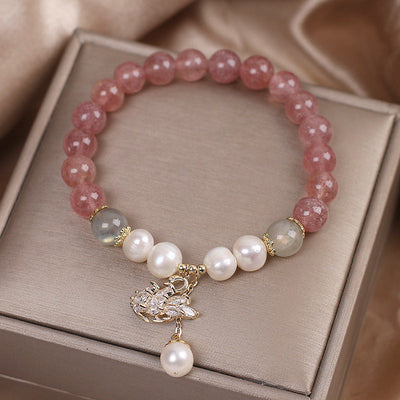 White Swan?Strawberry Crystal Moonstone Bracelet